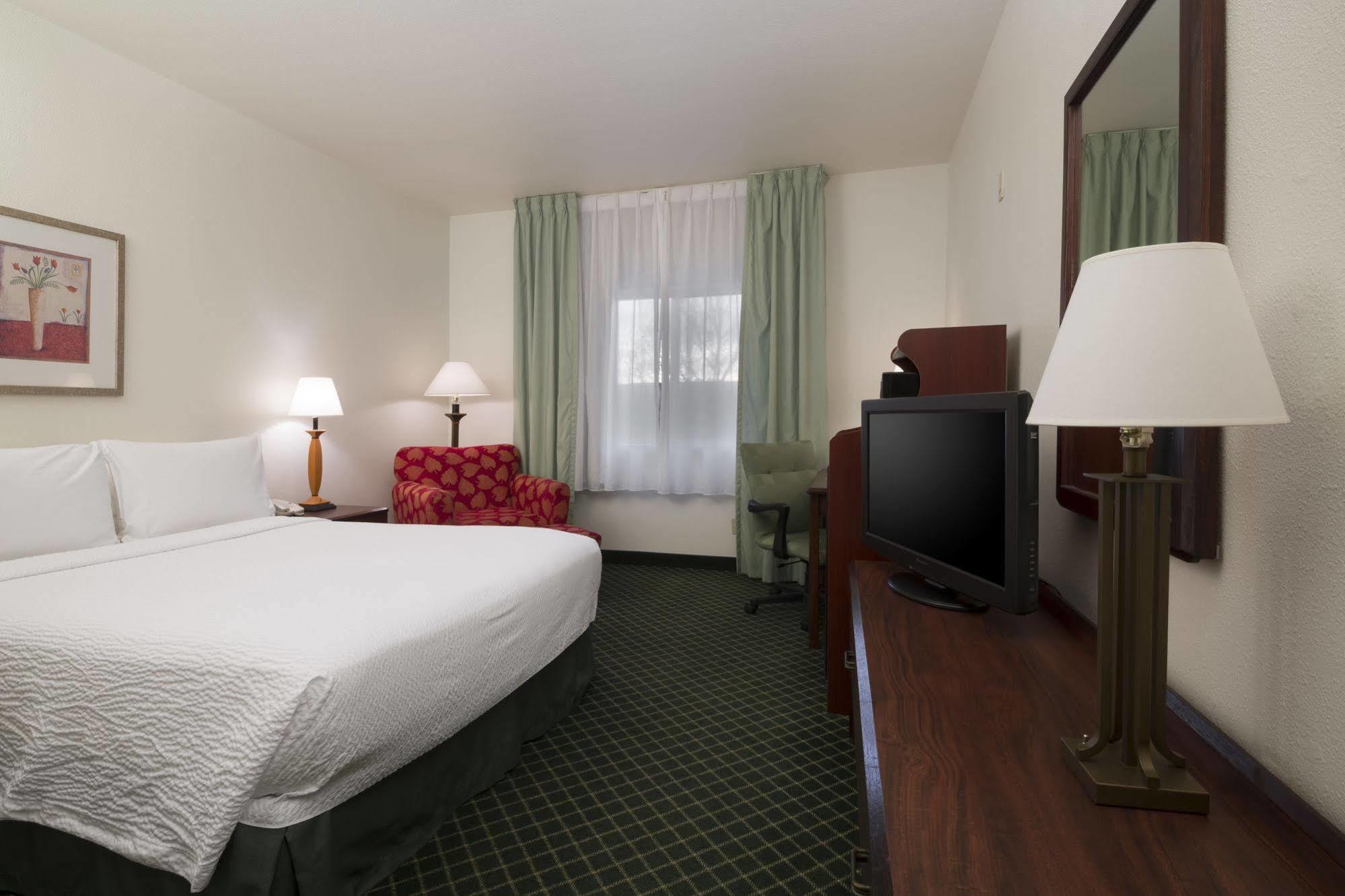 Fairfield Inn By Marriott Tracy Buitenkant foto
